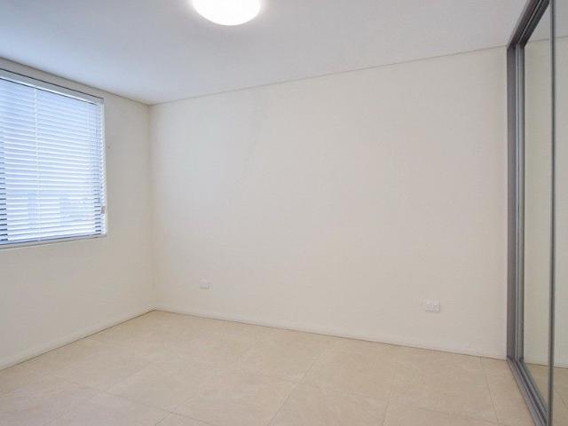 This modern apartment is situated within a close proximity to Carlingford Court, Carlingford train station & bus stops