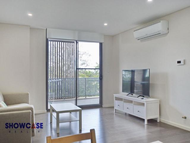 This apartment is a must see, just 400m walk to Epping station and shops. Located in a quiet position to the rear of complex