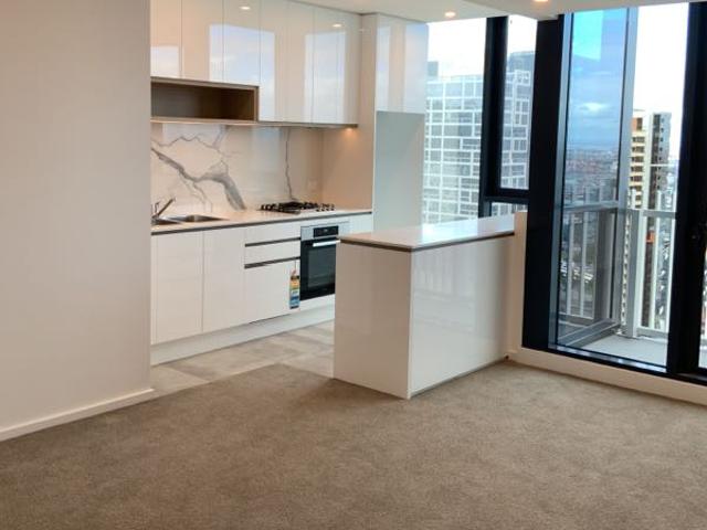 This gorgeous three bedroom apartment located in the luxurious Melbourne Grand where you will experience the best of Melbourne