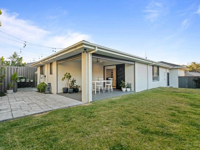 This is a home you can just move straight in and start enjoying, all within the luxury lakeside locale of Billy's Lookout