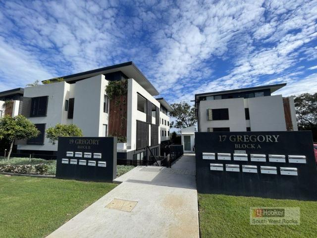 THIS IS LUXURY COASTAL LIVING AT ITS BEST