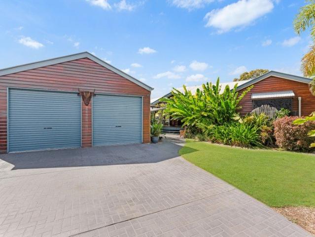 Stunning Private Retreat close to Pristine Beaches