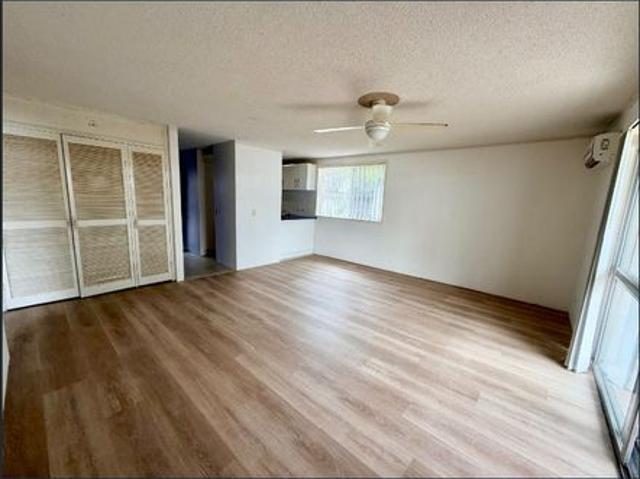 This light & bright two bedroom apartment is perfectly located a hop, skip and a jump to the beautiful Broadwater, cafes and restaurants