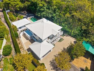This property makes one statement Welcome Home