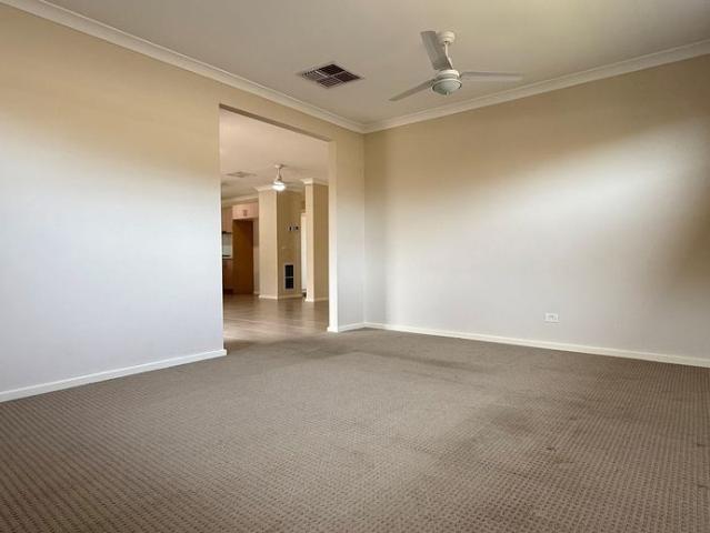 THIS PROPERTY FEATURES