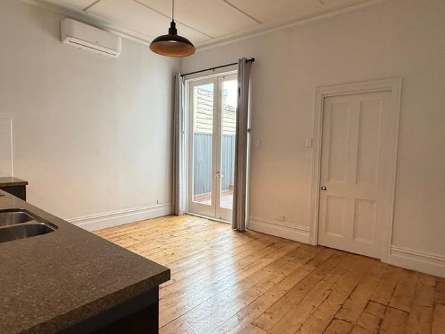 THIS PROPERTY FEATURES