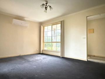THIS PROPERTY FEATURES