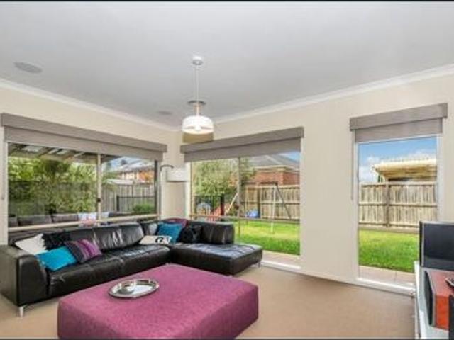 THIS PROPERTY FEATURES