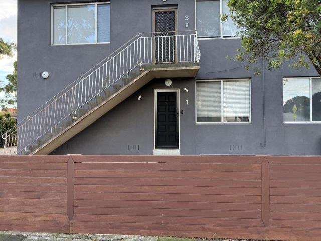 THIS PROPERTY FEATURES