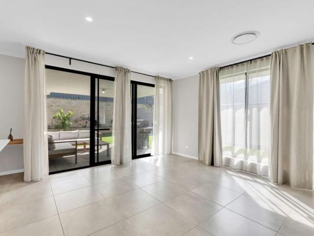 This stunning 4 bedroom, 2 bathroom home in Baldivis