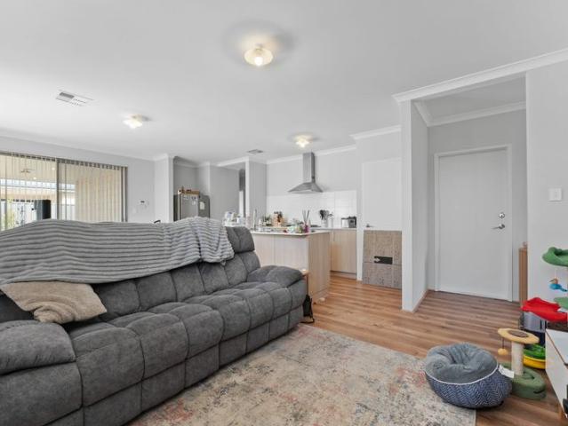 This stunning 4 bedroom, 2 bathroom house