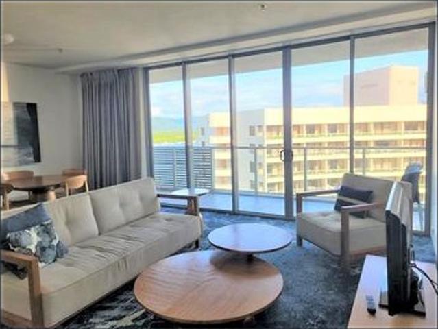 This sophisticated apartment is located in the prestigious waterfront complex known as Harbour Lights in Cairns