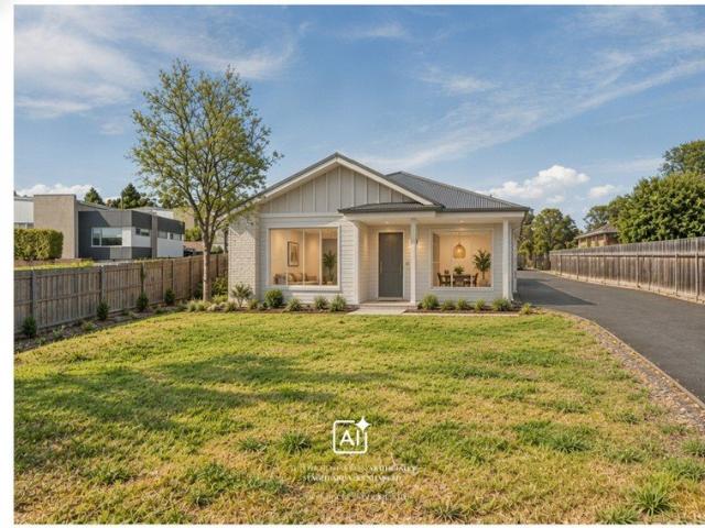 THIS SPACE: A Blank Canvas in One of Newstead's Most Sought After Pockets
