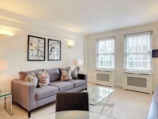 This spacious, third floor, two double bedroom apartment is located in the heart of Chelsea. The EPC rating is C