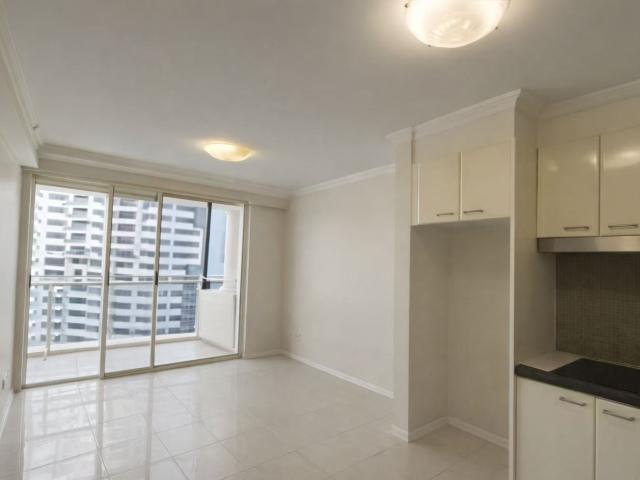 This well maintained apartment is located in the heart of Sydney CBD, offering convenience, comfort, and urban lifestyle living