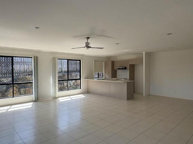 THIS WELL MAINTAINED, FULLY FENCED HOME IS AVAILABLE NOW IN GLEN EDEN!