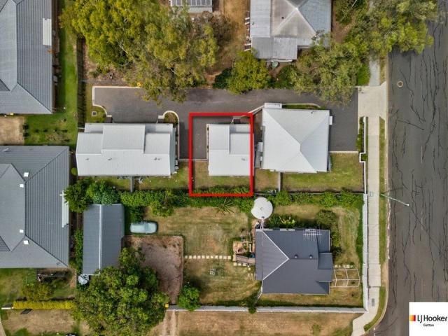 This well presented two storey home offers space, comfort and convenience in one great package