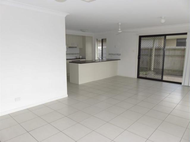 THIS WONDERFUL FAMILY HOME IS LOOKING FOR IT'S NEW FAMILY TO MOVE IN