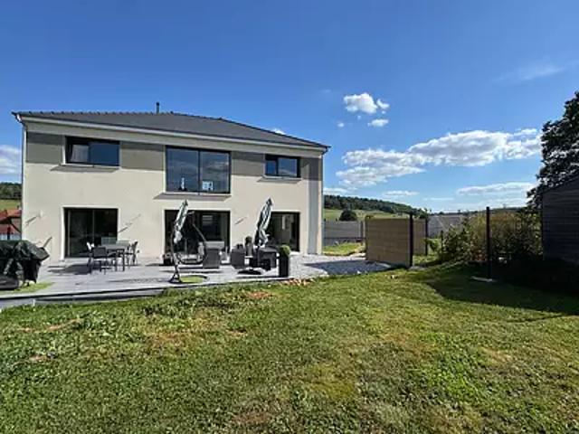 This 08090 Achat / Vente maison 8 pièces t8 au dernier étage