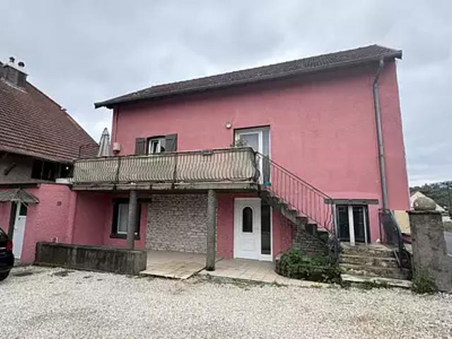Thise 25220 Location appartement 4 pièces t4 terrasse parking