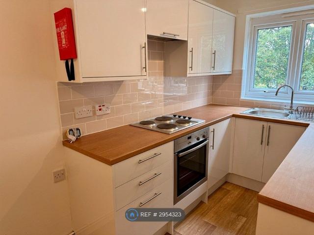 Thistle Drive, Peterborough PE2, 1 bed flat to rent, £749 pcm | PrimeLocation