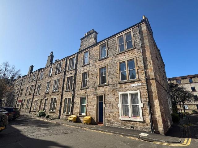 Thistle Place, Edinburgh EH11 2 bed flat to rent £1,350 pcm £312 pw