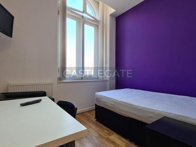 Threadworks, Threadneedle Street. 1 bed in a flat share to rent £425 pcm £98 pw