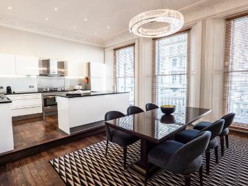 Three Bed Executive Apartment To Rent