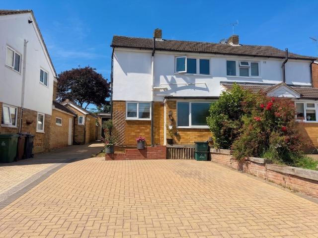 Three Bed Semi Detached House to Let in Marshalswick, St Albans