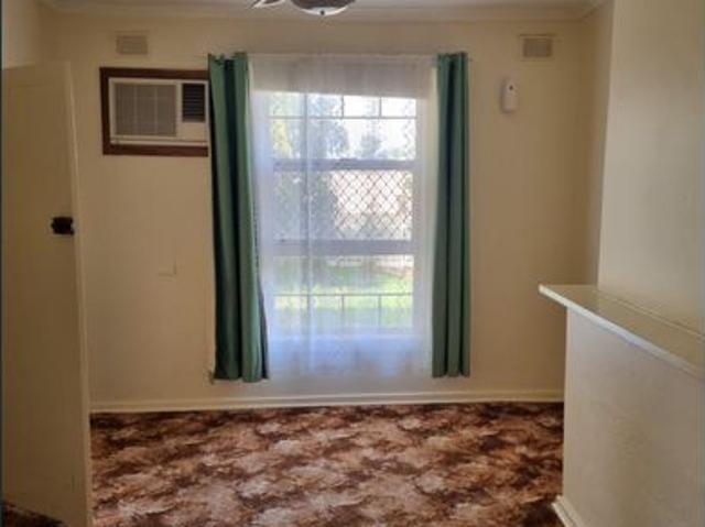 Three bedroom Maisonette