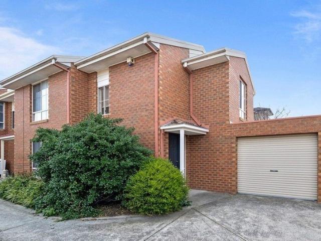 THREE BEDROOM MODERN TOWNHOUSE