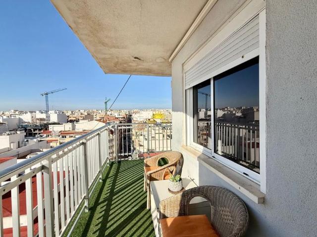 THREE BEDROOM APARTMENT – TORREVIEJA