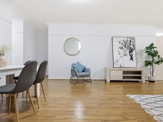 Three Bedroom Apartment with Lock Up Garage and Extra Car Space
