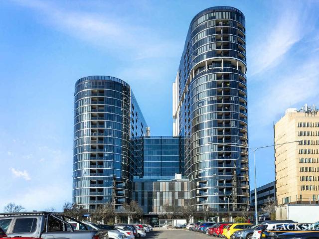 Three Bedroom Apartment with Stunning Views
