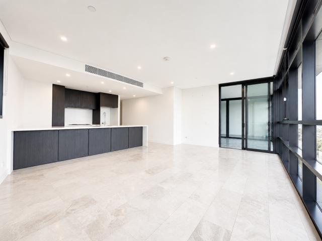 THREE BEDROOM APARTMENT WITH 2 CAR SPACES & 2 STORAGES