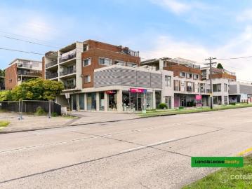 Three Bedroom Apartment for sale Roseland