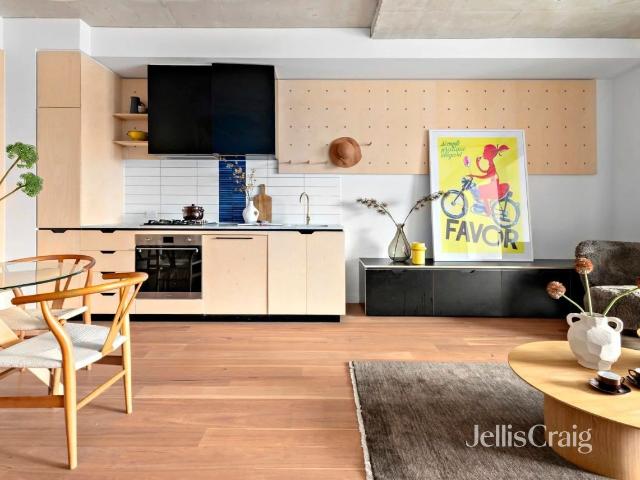 Three Bedroom Apartment in Brunswick