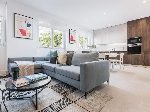 Three bedroom apartment near Retiro Park