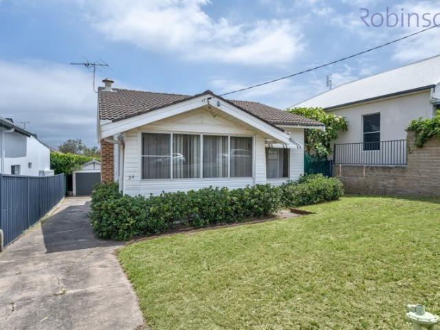 Three bedroom bungalow with ideal location only 700m to Merewether Beach