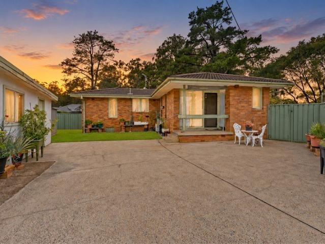 Three bedroom brick home set on a 866sqm block with granny flat potential