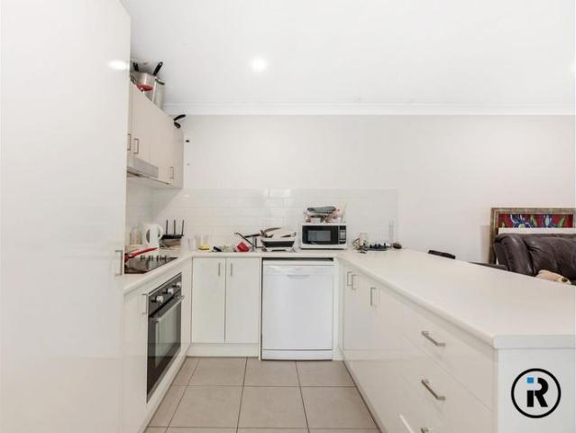 Three Bedroom Duplex with Air Conditioning