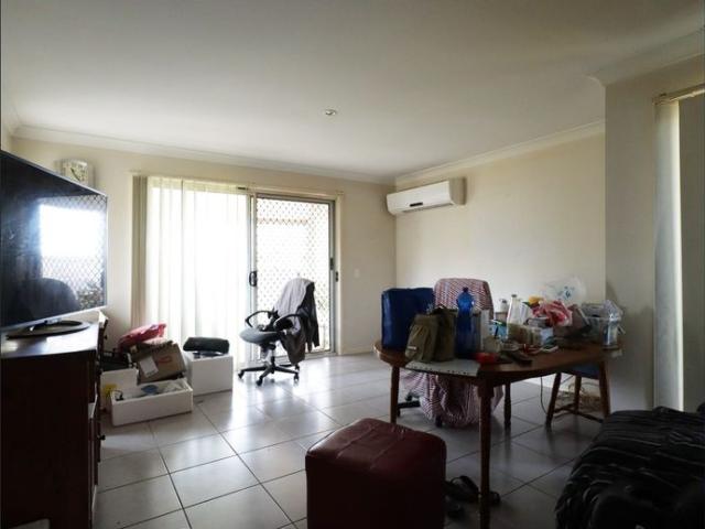 Three Bedroom Duplex with Air conditioning