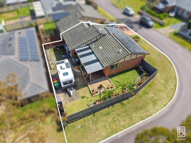Three Bedroom Duplex with Side Access