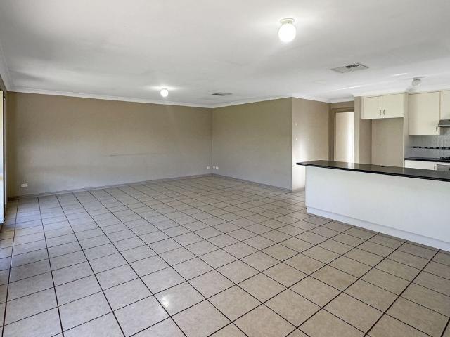 Three Bedroom Duplex Near Orana Mall