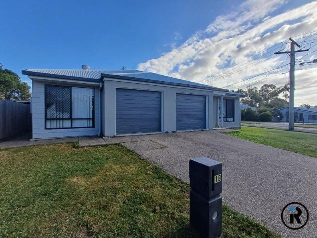 THREE BEDROOM FULLY FENCED DUPLEX