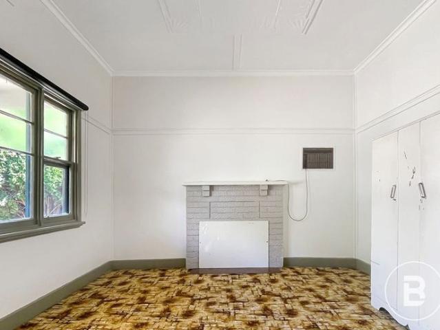 THREE BEDROOM FULLY FENCED HOUSE