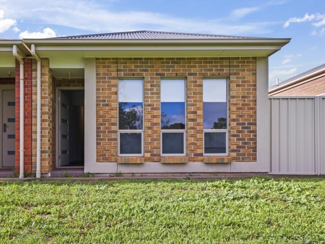 Three Bedroom Family Home in Munno Para West