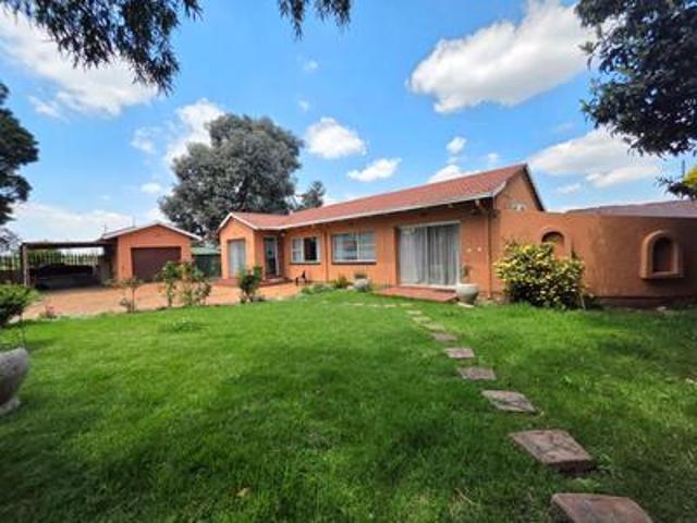 three bedroom family home plus bache.