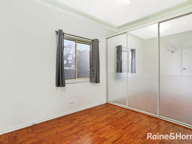 THREE BEDROOM FAMILY HOME WITH A SPACIOUS BACKYARD!