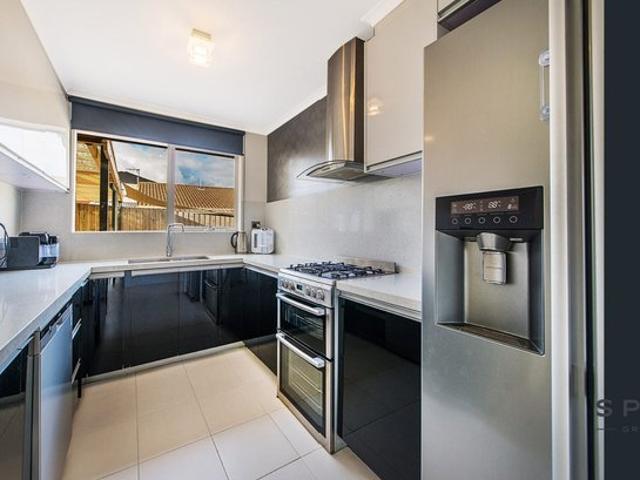 Three Bedroom Family Home with Low Maintenance Yard